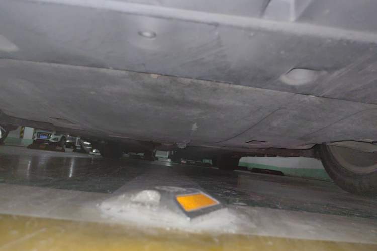 Used Ford Mondeo 2013 2.0L GTDi 200 Fashion Edition Chassis Front