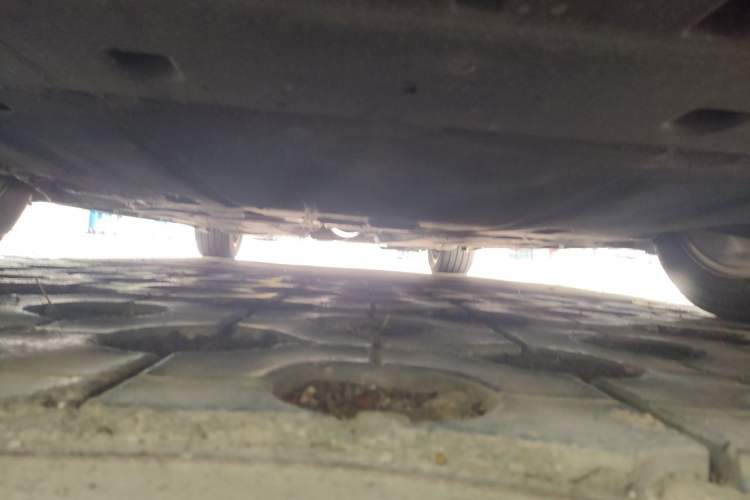Used Ford Mondeo 2013 2.0L GTDi 200 Fashion Edition Chassis Front