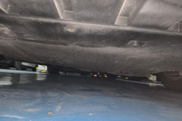 Used Ford Mondeo 2013 2.0L GTDi 200 Fashion Edition Chassis Front