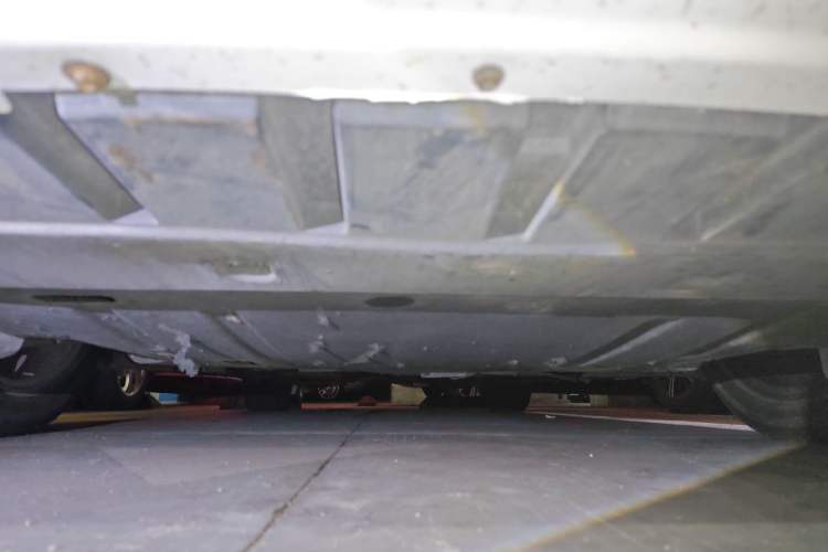 Used Ford Mondeo 2013 2.0L GTDi 200 Luxury Model Chassis Front
