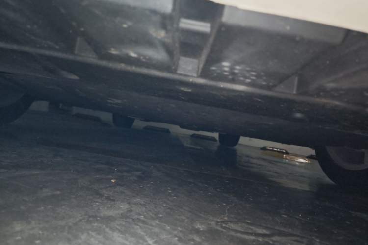 Used Ford Mondeo 2013 2.0L GTDi 200 Fashion Edition Chassis Front