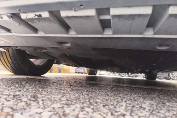 Used Ford Mondeo 2013 2.0L GTDi 200 Fashion Edition Chassis Front
