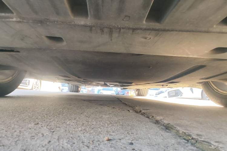 Used Ford Mondeo 2013 2.0L GTDi 200 Fashion Edition Chassis Front