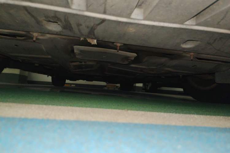Used Ford Mondeo 2013 2.0L GTDi 200 Luxury Model Chassis Front