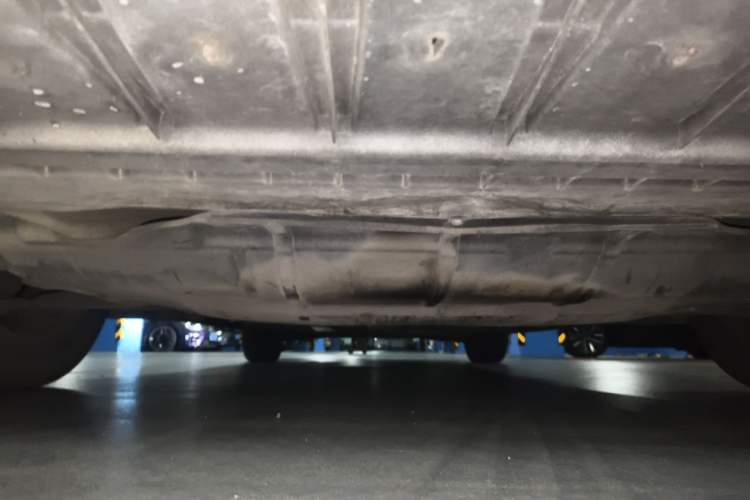 Used Ford Mondeo 2013 2.3L Fashion Edition Chassis Front
