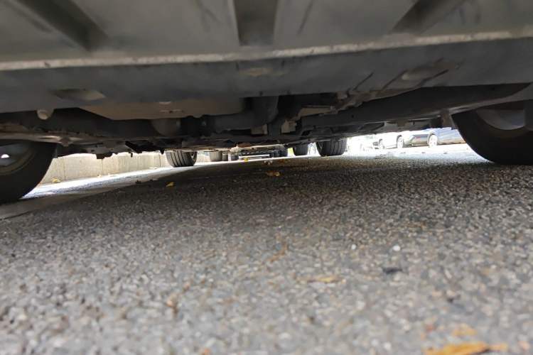 Used Ford Mondeo 2013 2.0L GTDi 200 Luxury Model Chassis Front