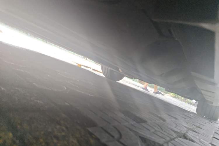 Used Ford Mondeo 2013 2.0L GTDi 200 Fashion Edition Chassis Front Left