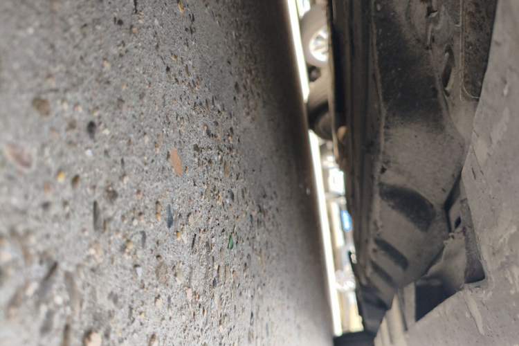 Used Ford Mondeo 2013 2.0L GTDi240 Ultimate Edition Chassis Front Left