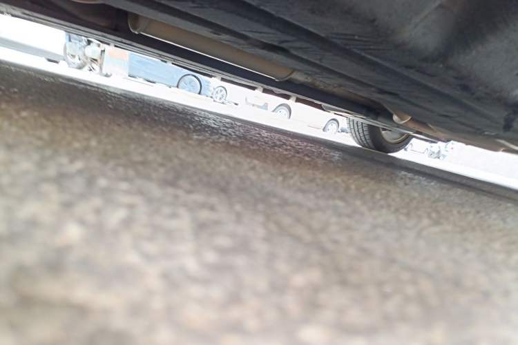 Used Ford Mondeo 2013 2.0L GTDi 200 Luxury Model Chassis Front Left