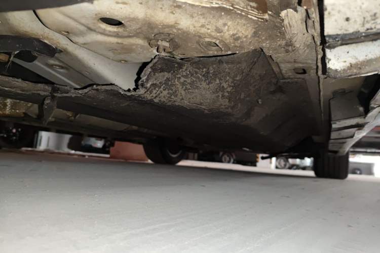 Used Ford Mondeo 2013 2.0L GTDi 200 Fashion Edition Chassis Front Left