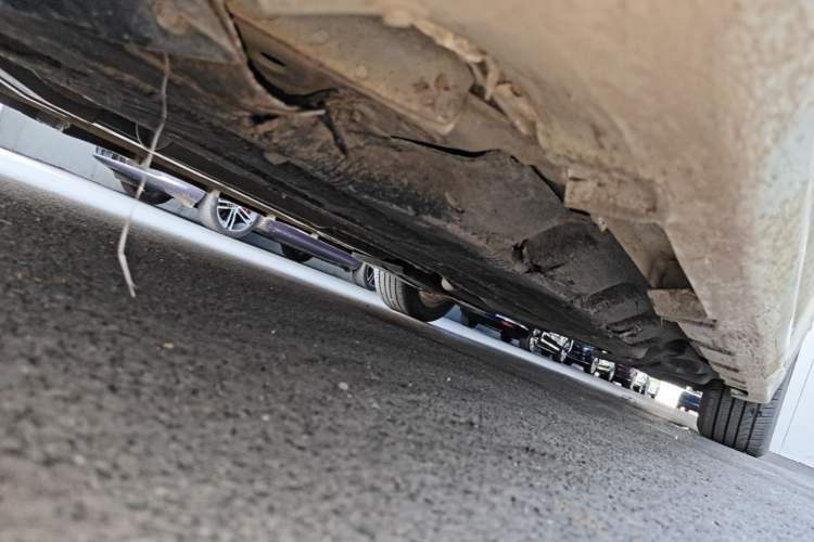 Used Ford Mondeo 2013 2.0L GTDi 200 Luxury Model Chassis Front Left