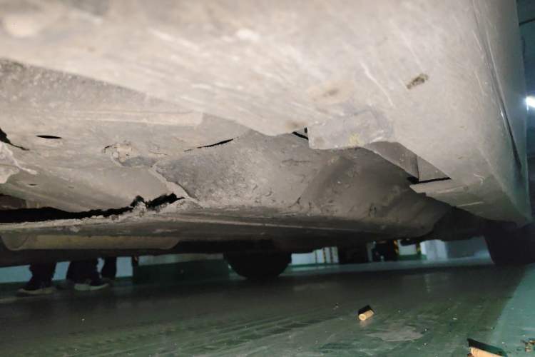 Used Ford Mondeo 2013 2.0L GTDi 200 Fashion Edition Chassis Front Left