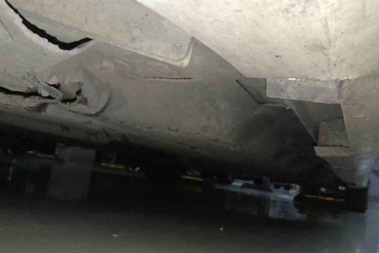 Used Ford Mondeo 2013 2.0L GTDi 200 Luxury Model Chassis Front Left