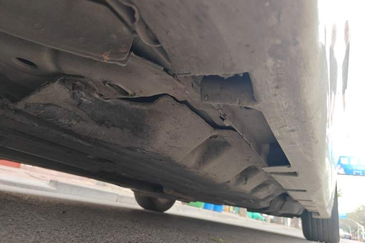 Used Ford Mondeo 2013 2.0L GTDi 200 Luxury Model Chassis Front Left
