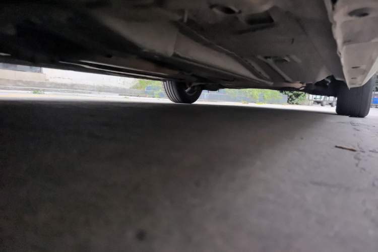 Used Ford Mondeo 2013 2.3L Fashion Edition Chassis Front Left