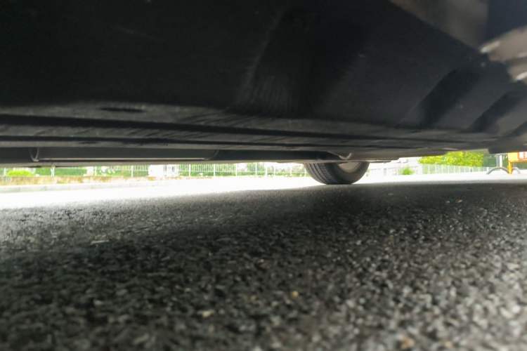 Used Ford Mondeo 2013 2.0L GTDi 200 Luxury Model Chassis Front Left