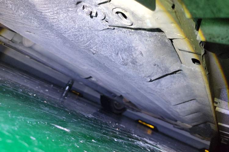 Used Ford Mondeo 2013 2.0L GTDi 200 Fashion Edition Chassis Front Left
