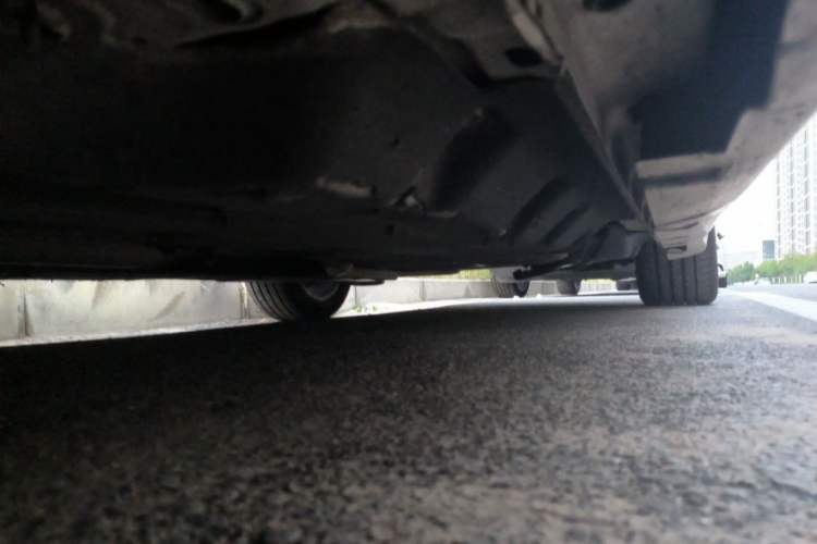 Used Ford Mondeo 2013 2.0L GTDi 200 Fashion Edition Chassis Front Left