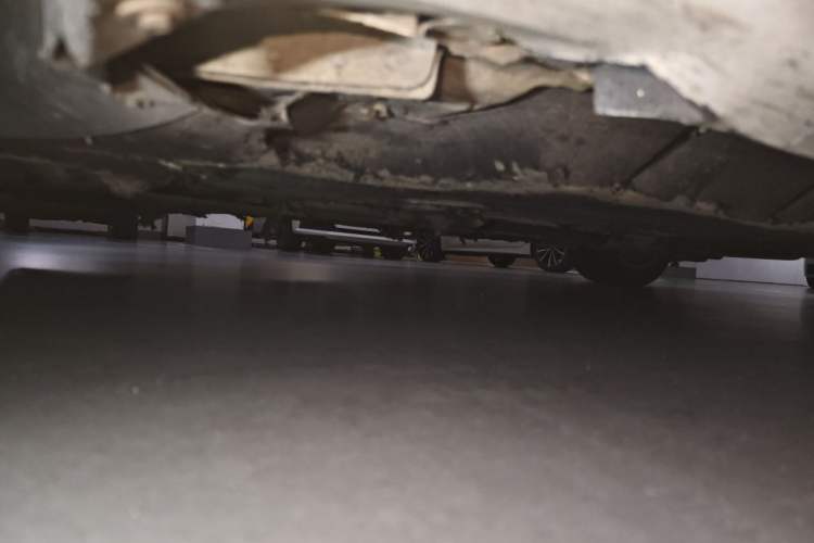 Used Ford Mondeo 2013 1.5L GTDi180 Fashion Edition Chassis Front Left