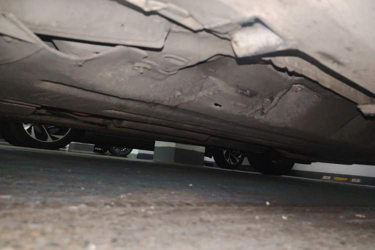 Used Ford Mondeo 2013 2.0L GTDi 200 Luxury Model Chassis Front Left