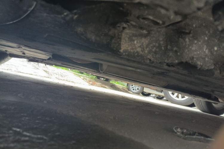 Used Ford Mondeo 2013 2.0L GTDi 200 Fashion Edition Chassis Front Left