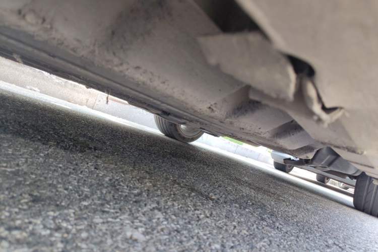 Used Ford Mondeo 2013 2.0L GTDi240 Ultimate Edition Chassis Front Left
