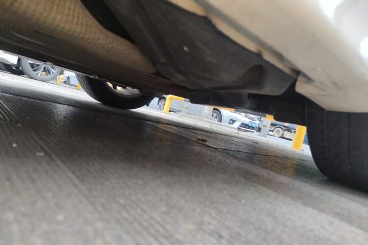 Used Ford Mondeo 2013 1.5L GTDi180 Fashion Edition Chassis Front Left