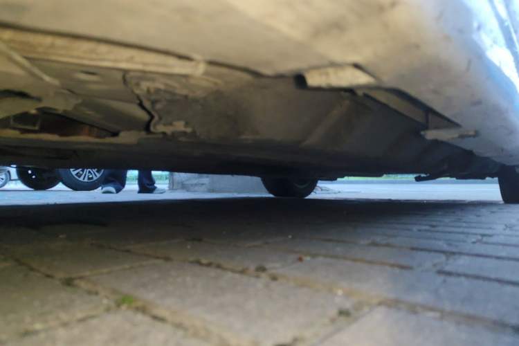 Used Ford Mondeo 2013 2.0L GTDi 200 Fashion Edition Chassis Front Left