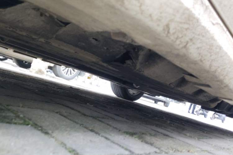 Used Ford Mondeo 2013 2.0L GTDi 200 Fashion Edition Chassis Front Left