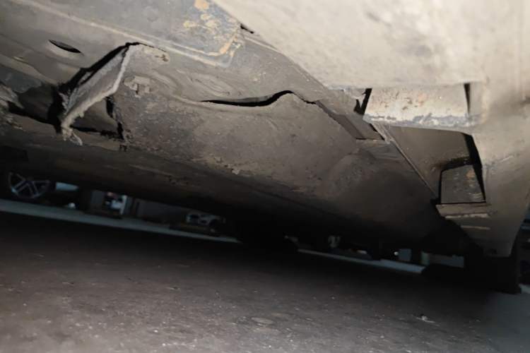 Used Ford Mondeo 2013 2.0L GTDi 200 Fashion Edition Chassis Front Left