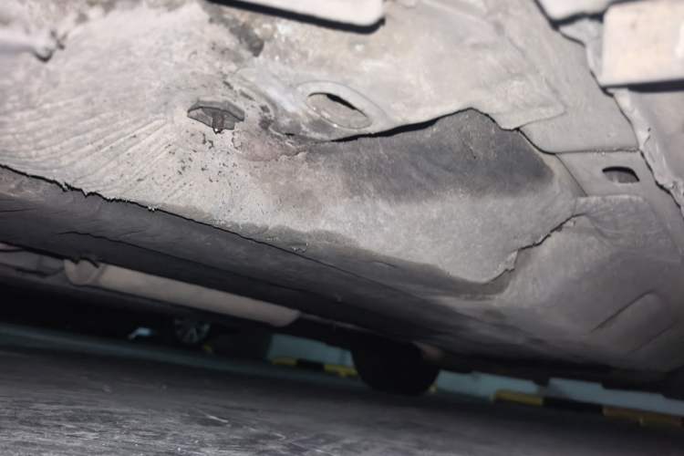 Used Ford Mondeo 2013 2.0L GTDi 200 Fashion Edition Chassis Front Left