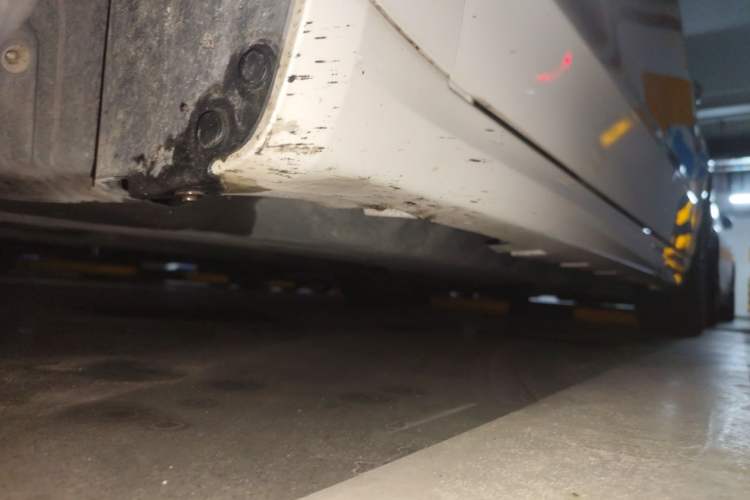 Used Ford Mondeo 2013 2.0L GTDi 200 Fashion Edition Chassis Front Left