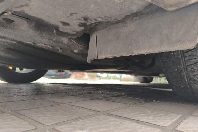 Used Ford Mondeo 2013 2.0L GTDi 200 Fashion Edition Chassis Front Left