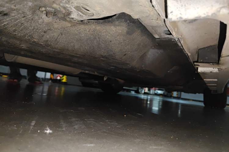 Used Ford Mondeo 2013 2.0L GTDi240 Luxury Sport Model Chassis Front Left