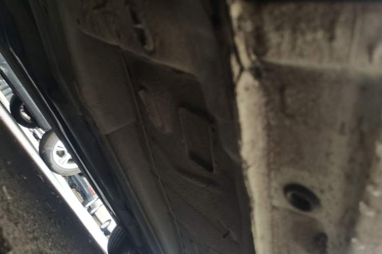 Used Ford Mondeo 2013 2.3L Fashion Edition Chassis Front Left