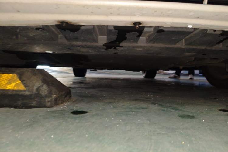 Used Ford Mondeo 2013 2.0L GTDi 200 Fashion Edition Chassis Front