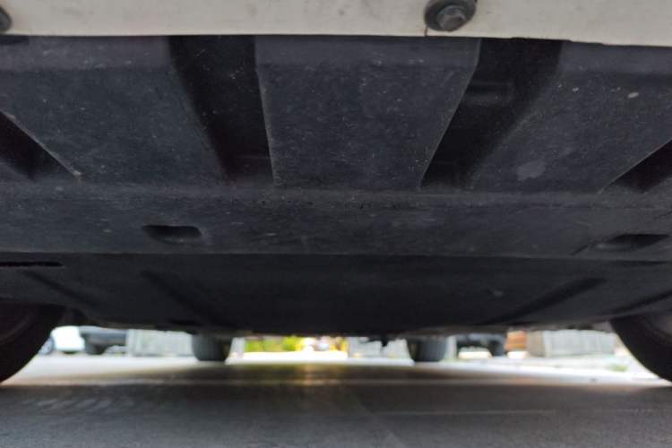 Used Ford Mondeo 2013 2.0L GTDi 200 Fashion Edition Chassis Front