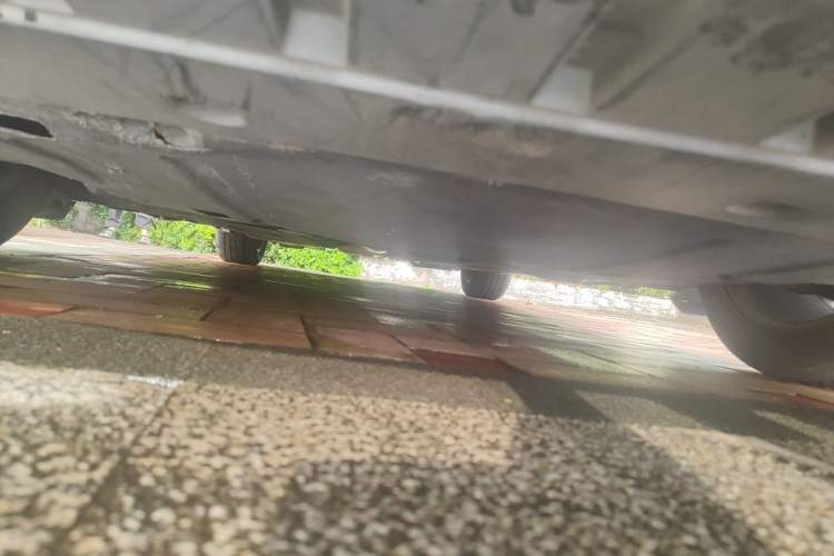 Used Ford Mondeo 2013 2.0L GTDi 200 Luxury Model Chassis Front