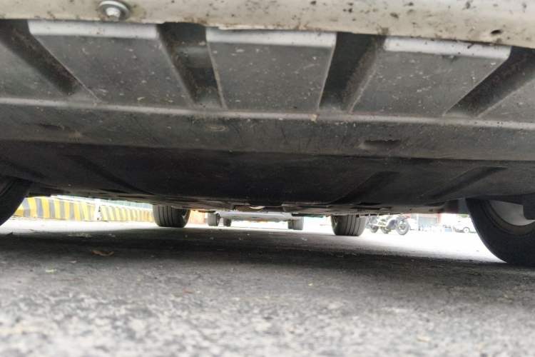 Used Ford Mondeo 2013 2.0L GTDi 200 Fashion Edition Chassis Front