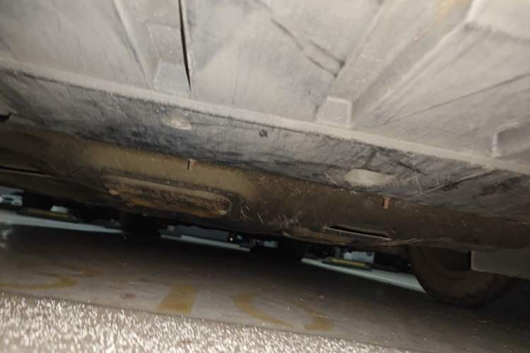 Used Ford Mondeo 2013 2.0L GTDi 200 Fashion Edition Chassis Front