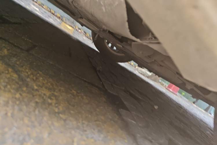 Used Ford Mondeo 2013 2.0L GTDi 200 Fashion Edition Chassis Front Right