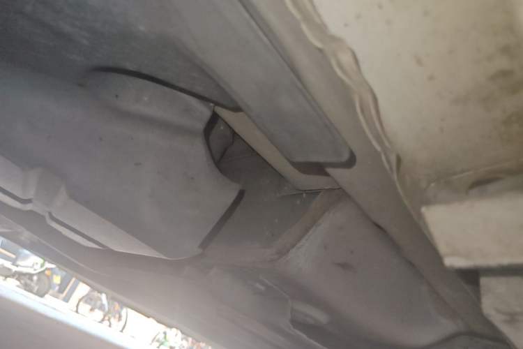 Used Ford Mondeo 2013 2.0L GTDi 200 Fashion Edition Chassis Front Right