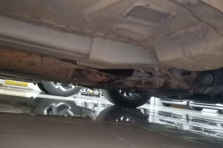 Used Ford Mondeo 2013 2.0L GTDi 200 Luxury Model Chassis Front Right