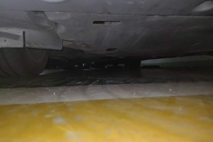 Used Ford Mondeo 2013 2.0L GTDi 200 Fashion Edition Chassis Front Right
