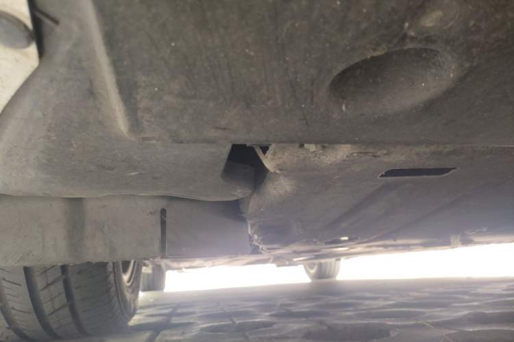 Used Ford Mondeo 2013 2.0L GTDi 200 Fashion Edition Chassis Front Right