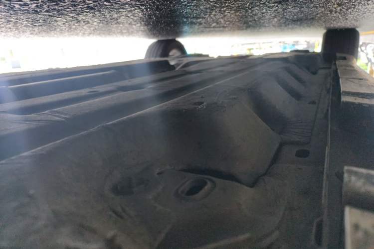Used Ford Mondeo 2013 2.0L GTDi 200 Fashion Edition Chassis Front Right