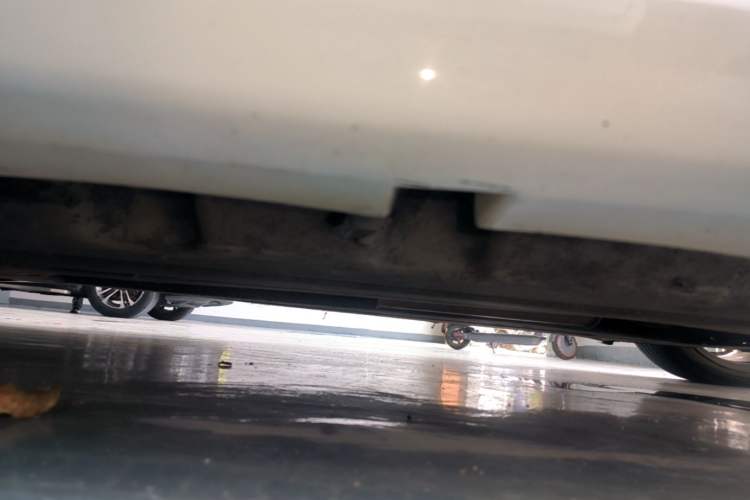 Used Ford Mondeo 2013 2.0L GTDi240 Luxury Sport Model Chassis Front Right