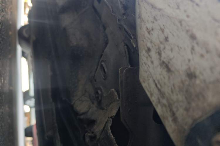 Used Ford Mondeo 2013 2.0L GTDi 200 Fashion Edition Chassis Front Right