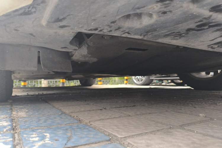 Used Ford Mondeo 2013 2.0L GTDi 200 Fashion Edition Chassis Front Right