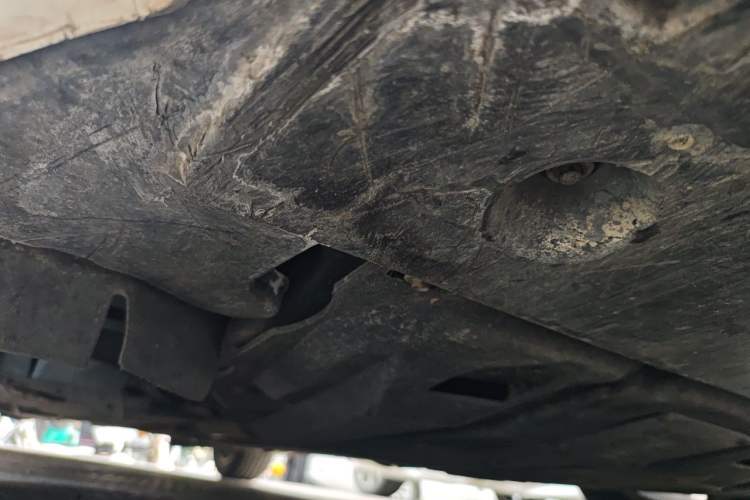 Used Ford Mondeo 2013 2.0L GTDi 200 Fashion Edition Chassis Front Right